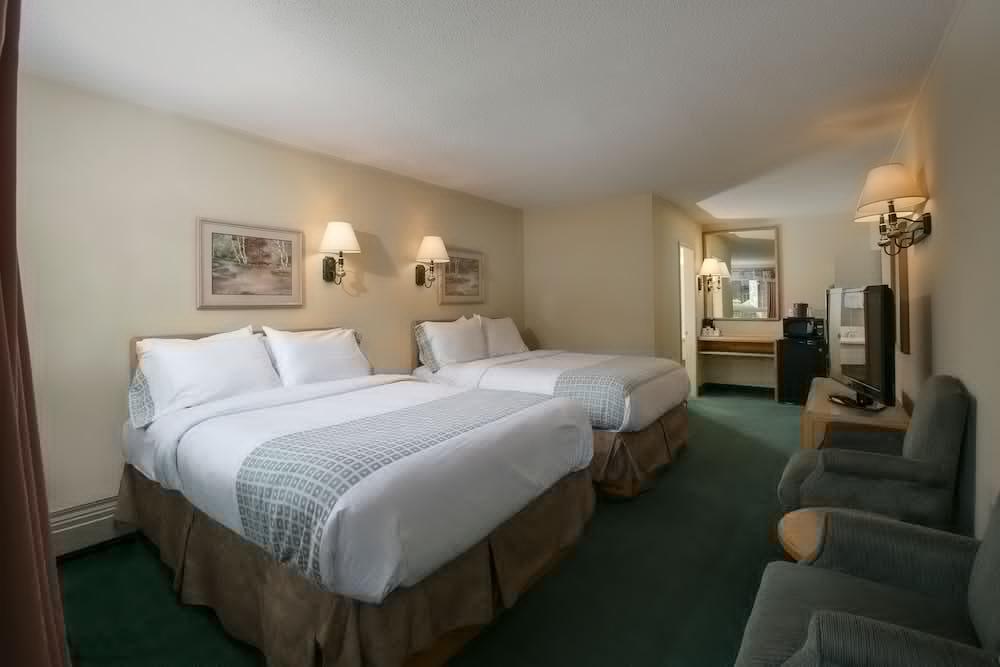 Mountaineer Lodge Lake Louise Exterior foto